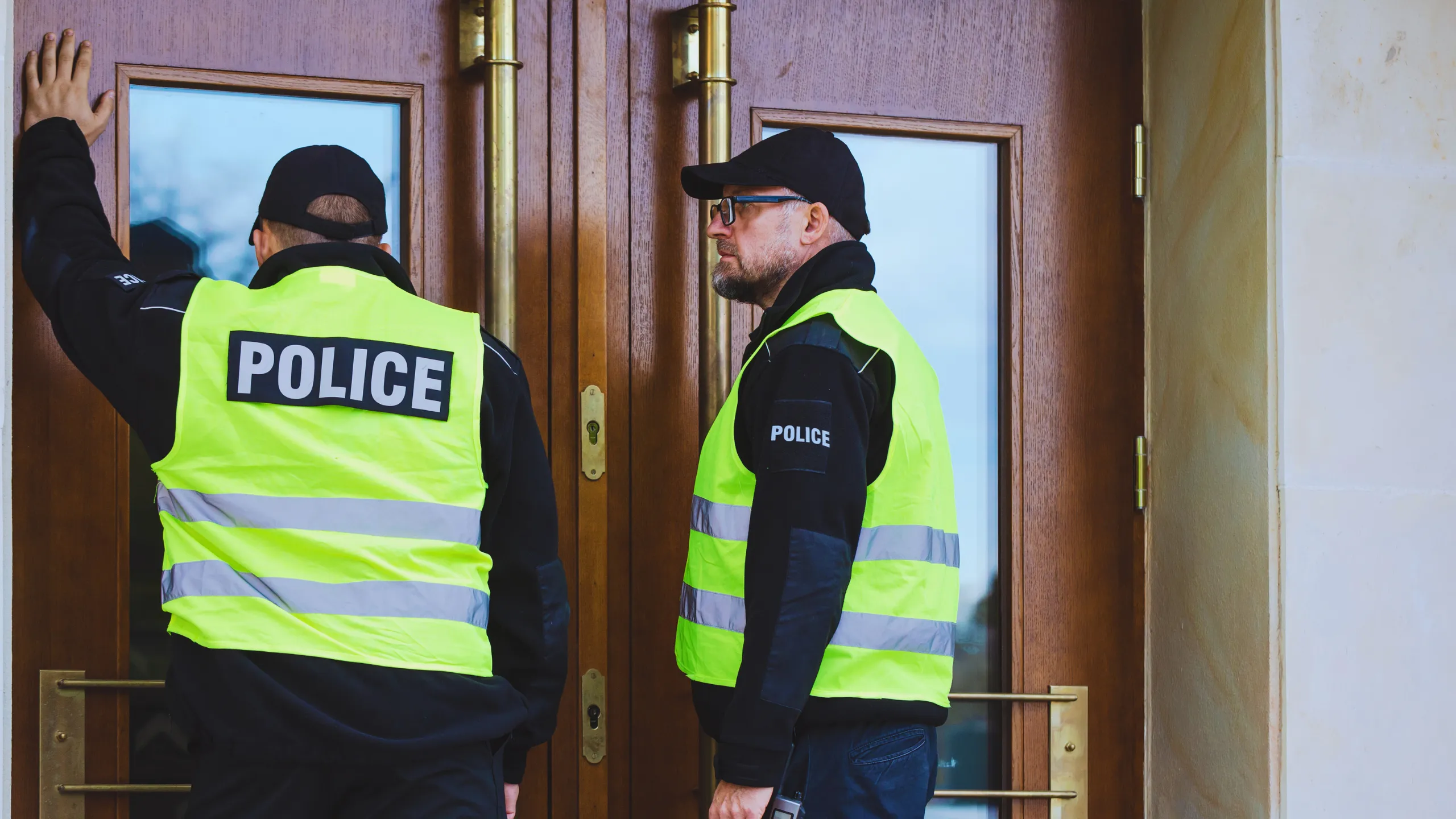 Do Anonymous 911 Calls Justify A Search And Seizure 1 Do Anonymous 911 Calls Justify A Search And Seizure 38167122 Joseph