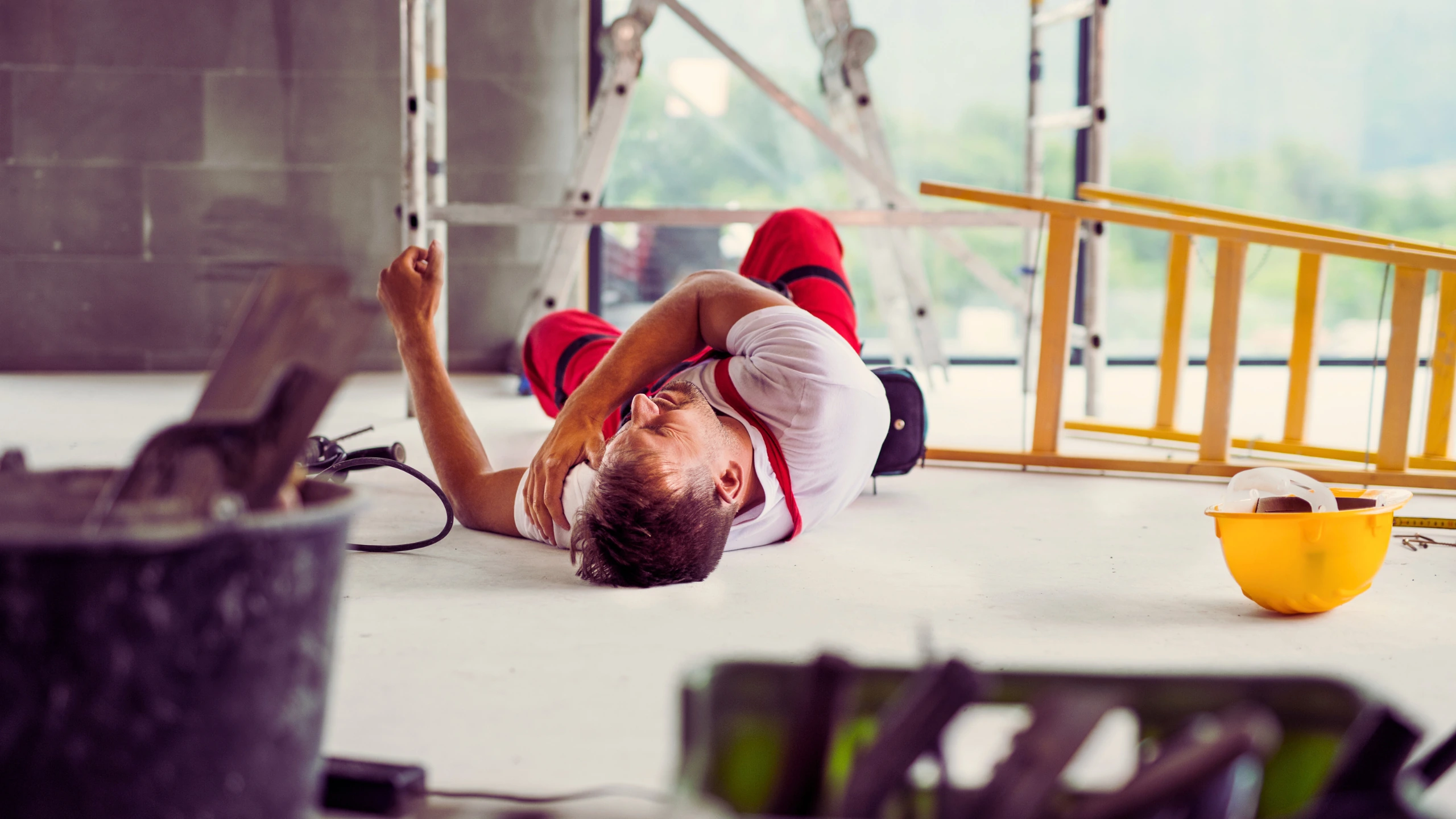 Regulations Which Impact New York’s Ladder Laws 1 Laborer fell from a ladder.